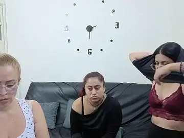 Stripchat Free Live Porn of lesb_milf