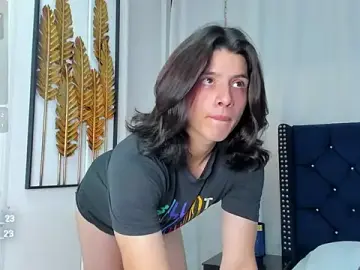 Stripchat Live Sex Cam of Allen_clark