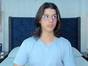 Stripchat Live Sex Cam of Allen_clark