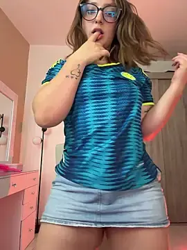 Stripchat Sex Cam of Megan_lu2