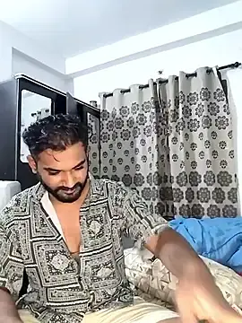 Stripchat Watch Live Sex Cams of avi007p