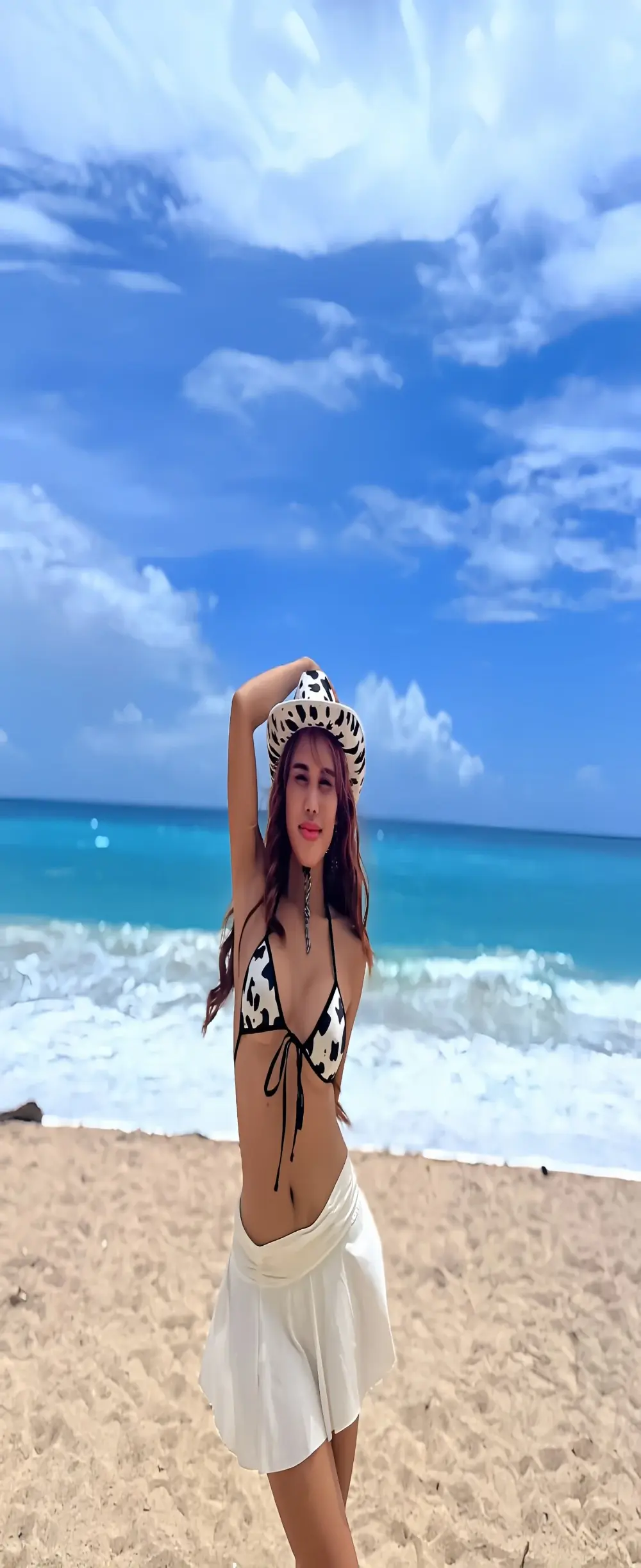 Laura_yourhottestbae123