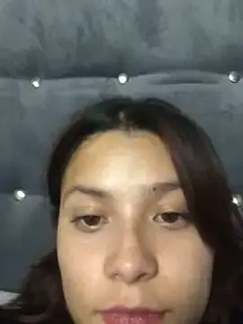 Stripchat Live Sex Cam of 3littles