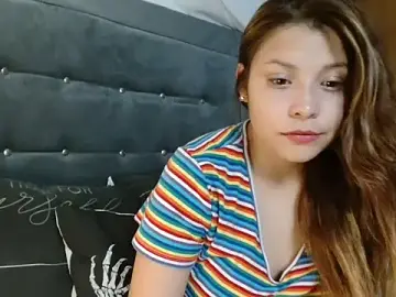 Stripchat Free Live Porn of 3littles