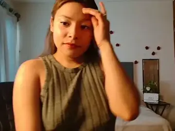 Stripchat Sex Cam of 3littles