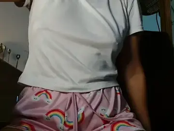 Stripchat Live Sex Cam of 3littles