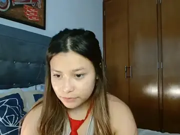 Stripchat Nude Webcam of 3littles