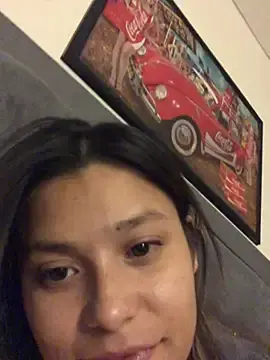 Stripchat Sex Cam of 3littles