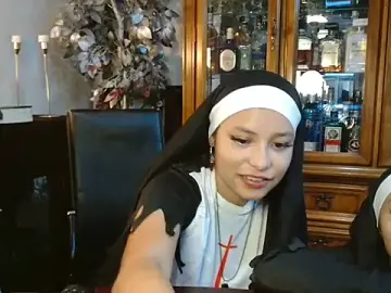 Stripchat Nude Webcam of 3littles