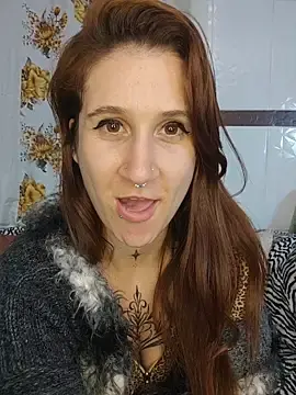 Stripchat Sex Cam of Khalee_si