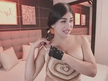 Stripchat Live Sex Cam of BellaLatinaTS