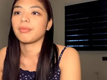 Stripchat Adult Webcam of Hazelanne