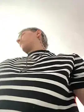 Stripchat Watch Live Sex Cams of Mikeking14