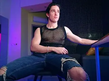 Stripchat Live Sex Cam of ChristianLevine_