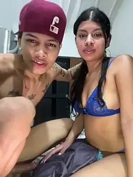 Stripchat Sex Cam of Natha_gomez