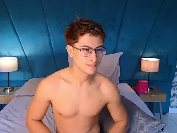 Stripchat Private Sex Chat of Aaron_Eze