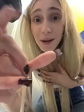 Stripchat Free Live Porn of Pink_Kiss