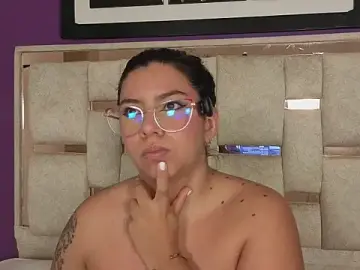 Stripchat Free Live Porn of emilyy_cooperr