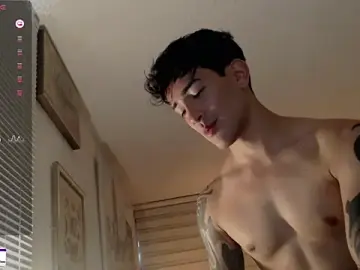 Stripchat Free Live Porn of ivaaaan_