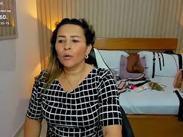 Stripchat Live Porn of luciana_ballesteros_
