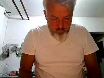 Stripchat Adult Webcam of Berg_Boy