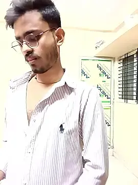 Stripchat Watch Live Sex Cams of Vicky_thakur