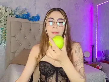 Stripchat Watch Live Sex Cams of nini_love01