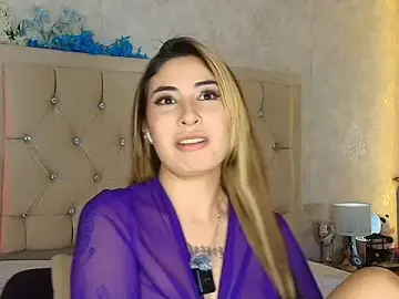 Stripchat Watch Live Sex Cams of nini_love01