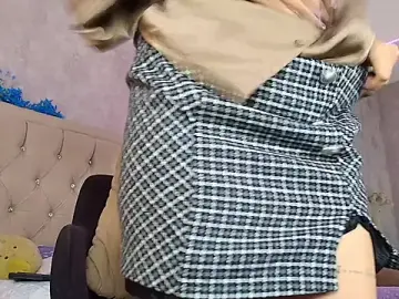 Stripchat Watch Live Sex Cams of nini_love01