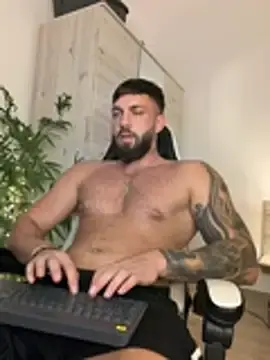 Stripchat Watch Live Sex Cams of LustyMike_