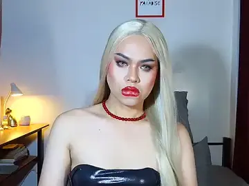 Stripchat Adult Webcam of MistressLuna1
