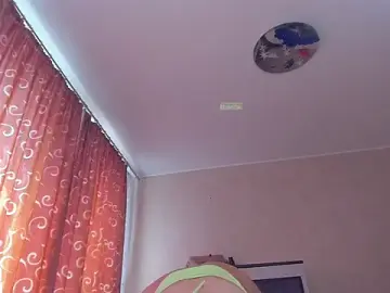 Stripchat Live Sex of your-queen26