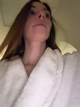 Stripchat Sex Cam of AmelieCrystal