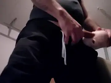 Stripchat Live Sex Cam of Forbidden_daddy