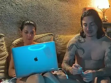 Stripchat Sex Cam of sweetieandcam