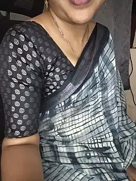 Stripchat Best Webcam of Cute-Smiely-Queen-Telugu