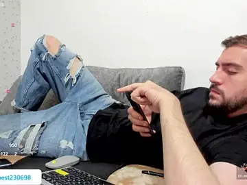 Stripchat Adult Webcam of Dylan_Best