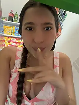 Stripchat Watch Live Sex Cams of LittleDoll___