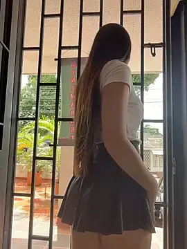 Stripchat Nude Webcam of LittleDoll___