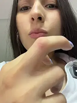 Stripchat Free Live Porn of LittleDoll___