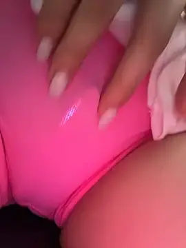 Stripchat Adult Webcam of LittleDoll___