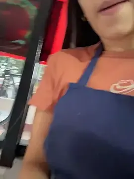 Stripchat Live Porn of LittleDoll___