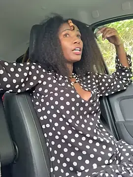 Stripchat Watch Live Sex Cams of ShantelSexyYoungMilfie