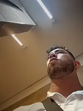 Stripchat Free Porn Cam of liam_bronw