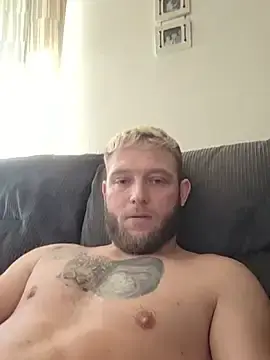 Stripchat Free Live Porn of 10AlphaPapa01