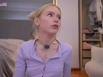 Stripchat Watch Live Sex Cams of LexieLoree