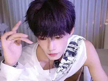 Stripchat Adult Webcam of RenZeng