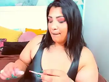 Stripchat Live Sex Cam of AmyCubes