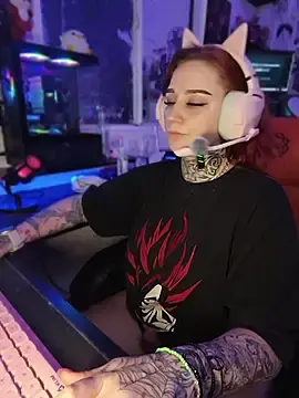 Stripchat Live Sex of blazed_vixen