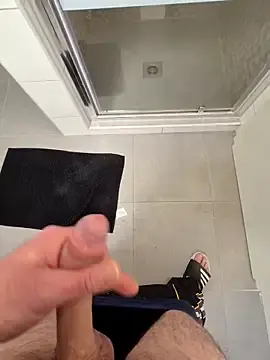 Stripchat Adult Webcams of kisbiro77777